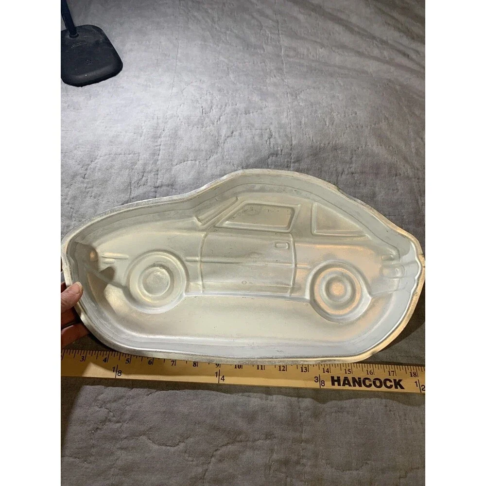 Vintage 1979 Wilton Sports Car Cake Pan Birthday Cake 205-1948 Party Celebration